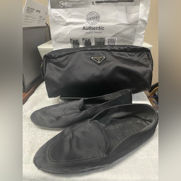 Authentic Prada Satin Toiletries Bag & Slippers - Picture 8 of 14